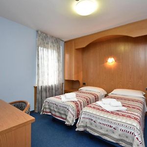 Camera con letto queen size